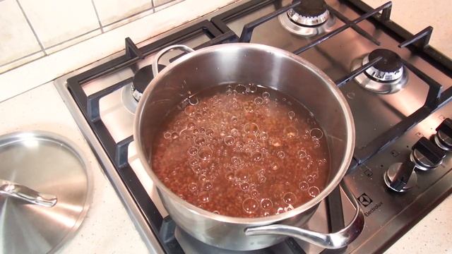 Гречневая каша рассыпчатая на воде рецепт. Как приготовить (варить гречку) гречневую кашу?