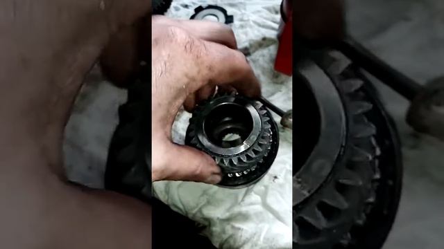 Ремонт мкпп ваз 2114 2115 2109 2108. Ремонт 5 передачи не снимая коробки.