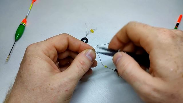 Поплавочная удочка с кормушкой. Поплавочная убийца карася