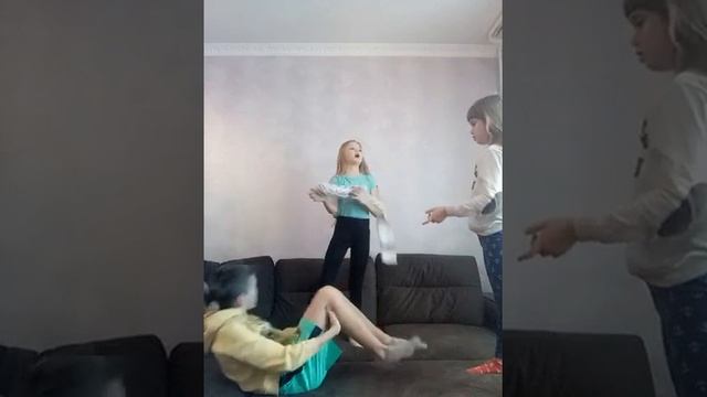 1 часть,лезни мое тело.Челендж щекотка
