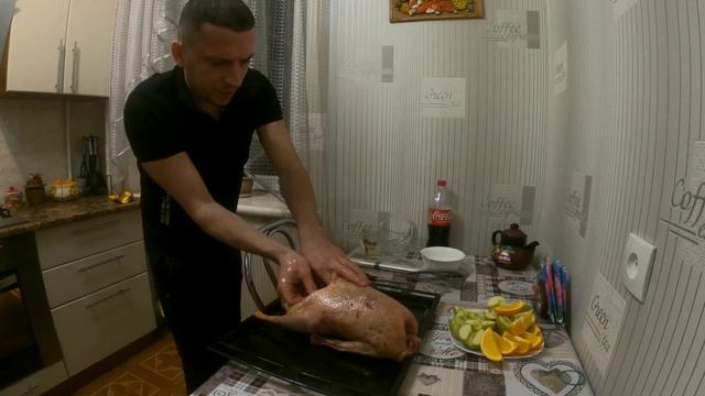 Гусь с яблоками и апельсинами в рукаве, запеченный в духовке - вкуснейшее блюдо праздничного стола