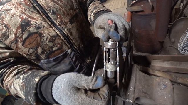 Hijack. Реечный домкрат из металлолома своими руками.