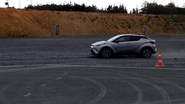 Toyota Chr 1.2 turbo cvt