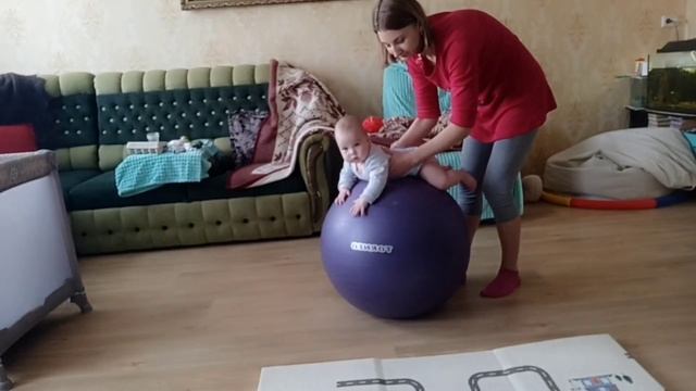 Занятия с малышом с 5,5 месяцев