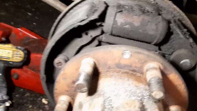 газель бизнес замена задних колодок
