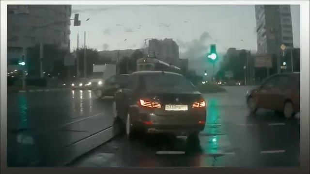 В Городе машина появилась из неоткуда!