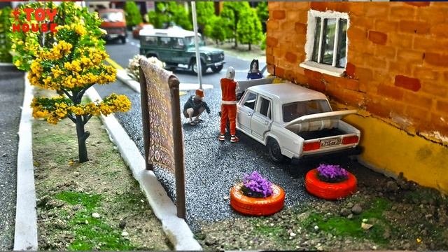 ТОЙХАУС ответил на Ваши вопросы! Кто он? Где живет?