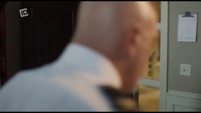 В погоне за убийцей, 5 эп. При свете дня.