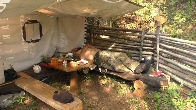В тайгу на каракате. Жизнь и быт в тайге.Таежная изба.