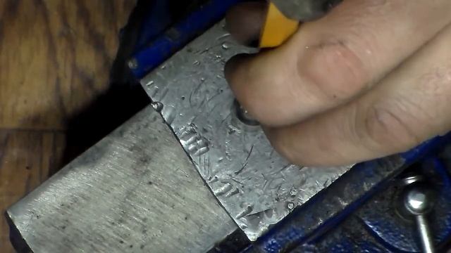 Как снять шестерню с вала двигателя шуруповерта?