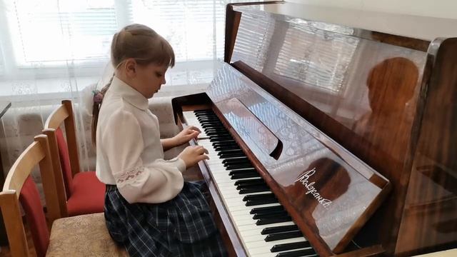 Порхунова Полина 3 класс. А.Андре "Сонатина", П.Чайковский Вальс из балета "Спящая красавица"