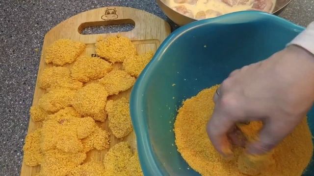 Домашние хрустящие куриные нагетсы из куриного филе. Наггетсы рецепт Хлебстори.