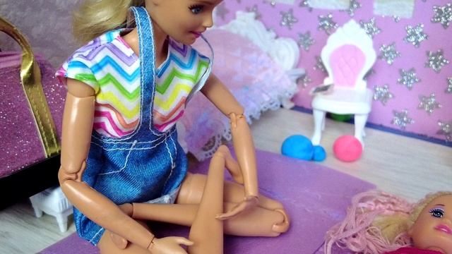 НОВЫЕ ПРАВИЛА НЯНИ РОБОТА! Самый ужасный день Кати и Макса веселой семейки смешные куклы Даринелка