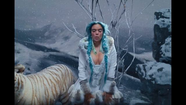 Tiлsto & Karol G - Don't Be Shy (Official Music Video)