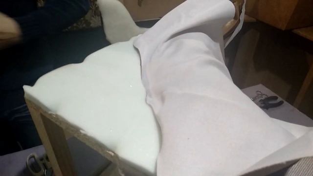 Перетяжка кухонного уголка.