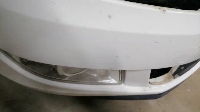 Как снять фары Skoda Fabia 2