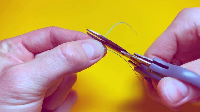 Как правильно привязать леску либо плетенку к шпуле катушки #рыбалка2023