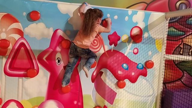 развлекаемся в Funky world