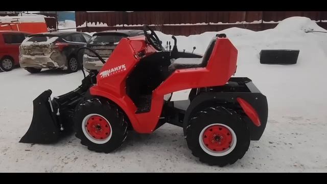 Обзор мини погрузчика НАНУК серия V