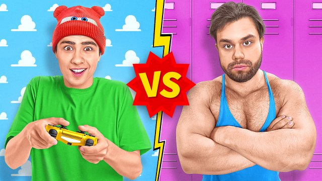 Младший VS Старший Брат ! // Луномосик