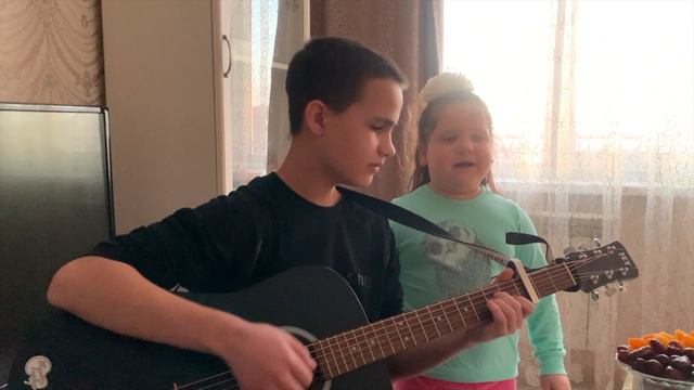 Песня про Мама!