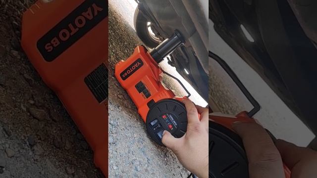 набор автомобилиста 3 в 1 компрессор, гайковерт, домкрат yaoto bs