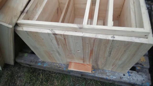 Сделал улей на 16 рамок самостоятельно (полный обзор)