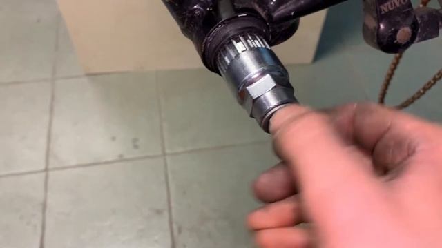 Как открутить каретку под квадрат с велосипеда?