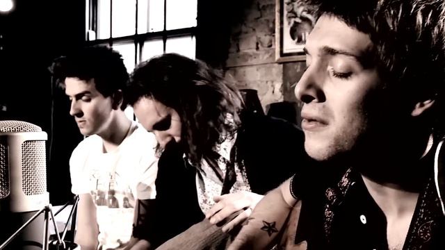 Paolo Nutini -  "Keep Rolling"