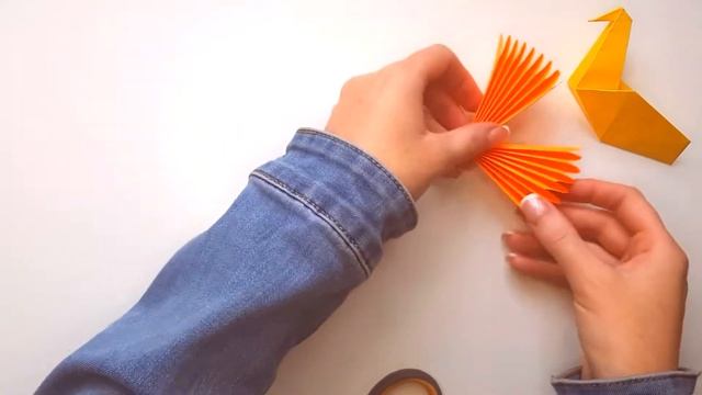 Как просто сделать птицу счастья из бумаги