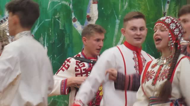 фолк-ансамбль "янтал". чувашская танцевальная песня