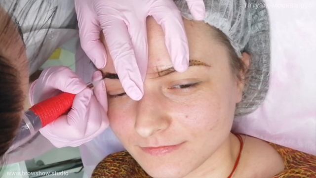 Татуаж бровей: процесс выполнения в технике Напыление. Студия татуажа Александры Шандецкой.