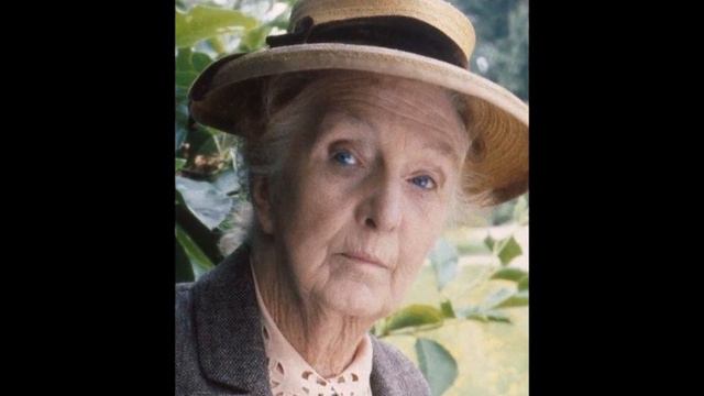Joan Hickson Miss Marple   A Pocketful Of Rye Theme