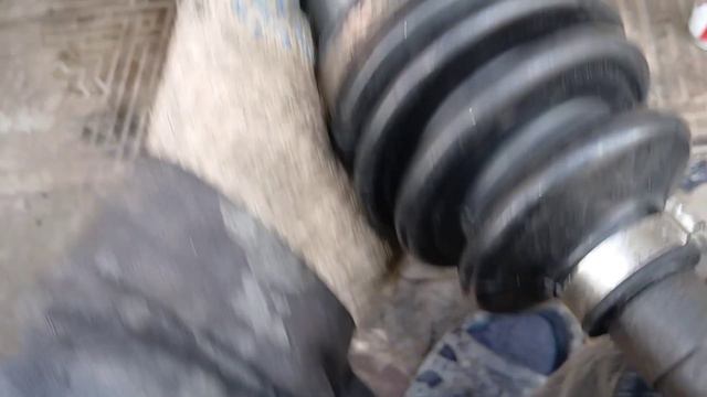019 Замена внутреннего наружного шрусов и шаговой опоры на Гранте.mp4