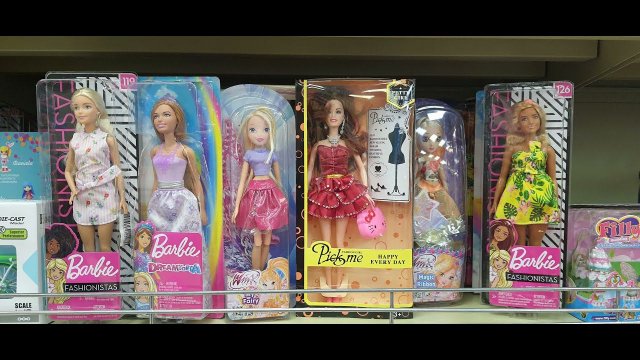 куклы в магазине Фамилия СПБ | обзор фирменных кукол Barbie в аутлет магазине Familia