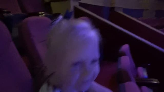 Алиса работает МОДЕЛЬЮ !!! Алиса играет в детском развлекательном центре Минополис