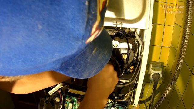 Чистка датчика протока Ariston BS24ff. Двухкотнтурный котёл не греет воду! [№44]
