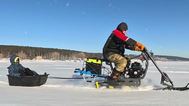 Снегоцикл TRAK X. На зимнюю рыбалку с сыном!