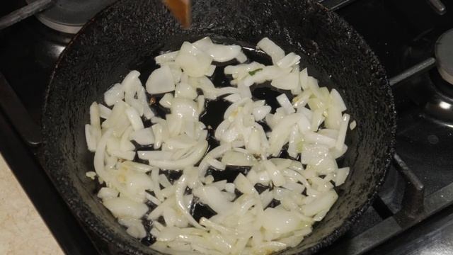 Грибной крем суп. Суп пюре из шампиньонов со сливками. Французский грибной суп. Суп как в ресторане