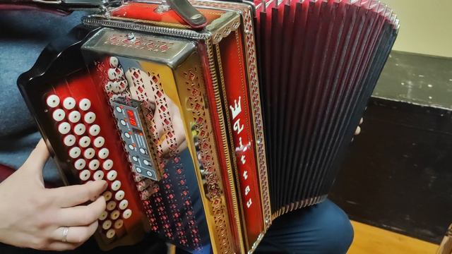 Гармонь (миди) Литтау трехрядная звучание.mp4