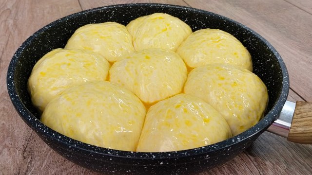 Вот так моя бабушка печет хлеб каждый день  Хлеб на сковороде!