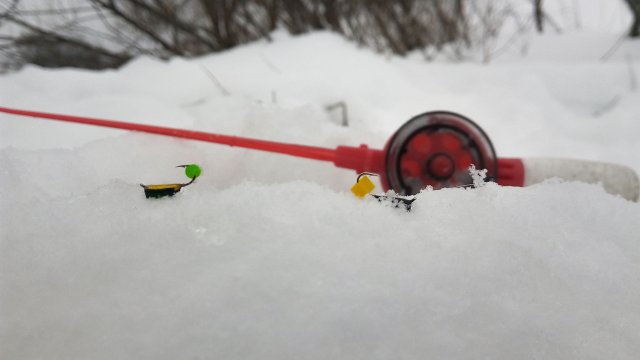 В ГЛУХОЗИМЬЕ на безмотылку, без рыбы НЕ ОСТАНЕШЬСЯ! Рыбалка зимой, ловля