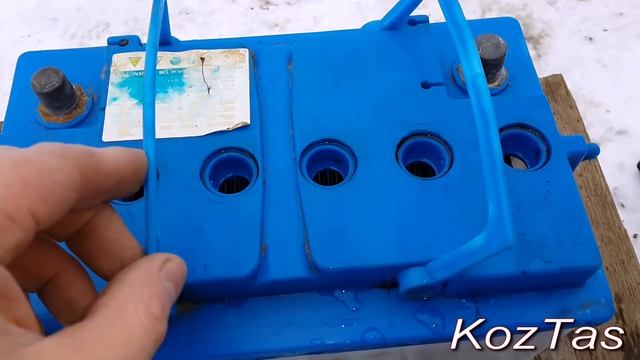 Замена электролита в аккумуляторе | Замерз аккумулятор | Replacing the electrolyte in the battery