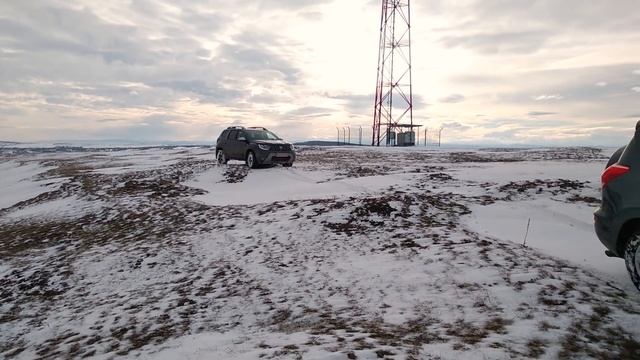 Dacia Duster Pulls out the Toyota Rav 4 - Offroad Adventures