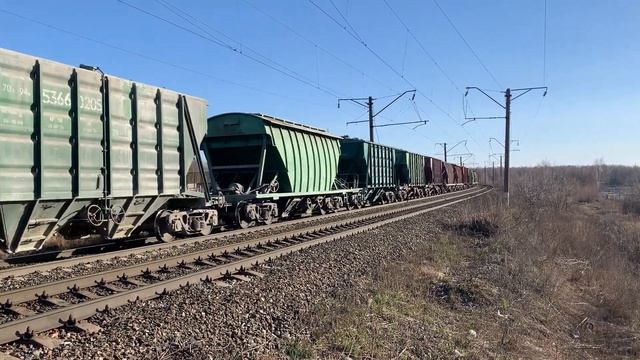 "Приветливая бригада!" Электровоз ВЛ80С-936/342Б с грузовым поездом
