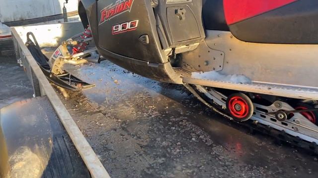 Köp Snöskoter Polaris Fusion 900 på Klaravik