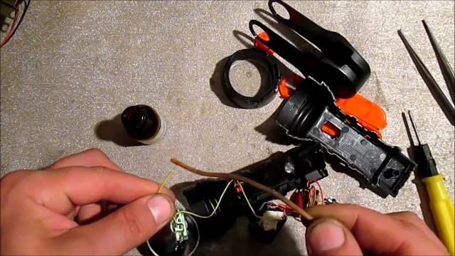 Ремонт аккумуляторного фонарика