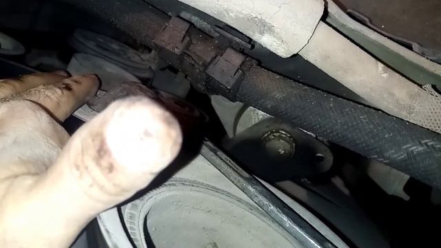 Фиат альбеа. Замена ремней кондиционера, генератора и роликов.