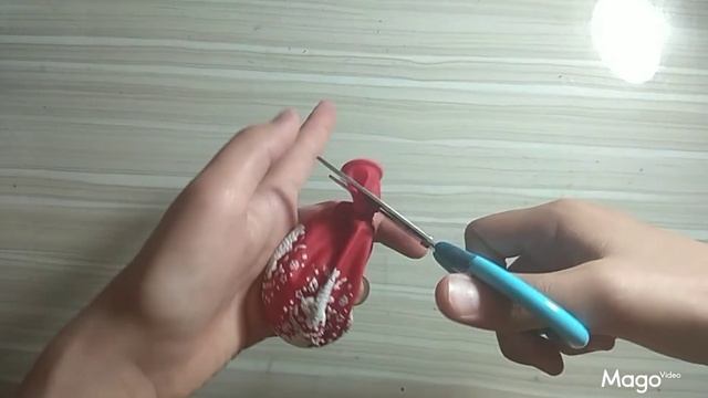 Антистресс липкий шарик своими руками из воздушных шариков и муки.