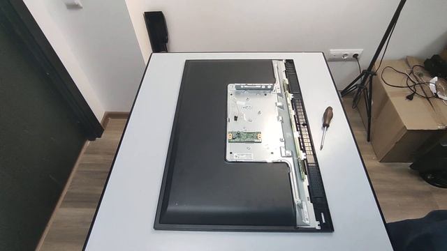 Полная разборка телевизора Philips 32phs5583 Complete disassembly of Philips 32phs5583 TV